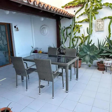 Galactica Unbeatable Views * Акантиладо-де-Лос-Хигантес